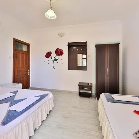 Santosa Guest house Kas