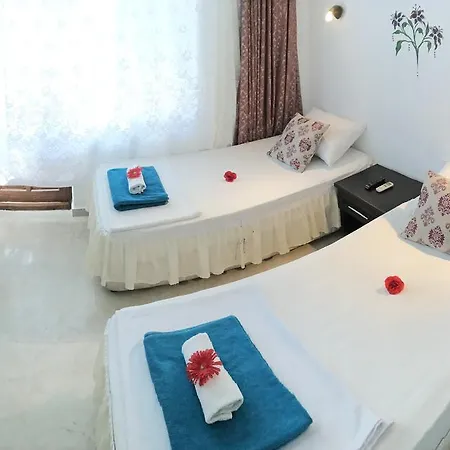 Guest house Santosa Kas